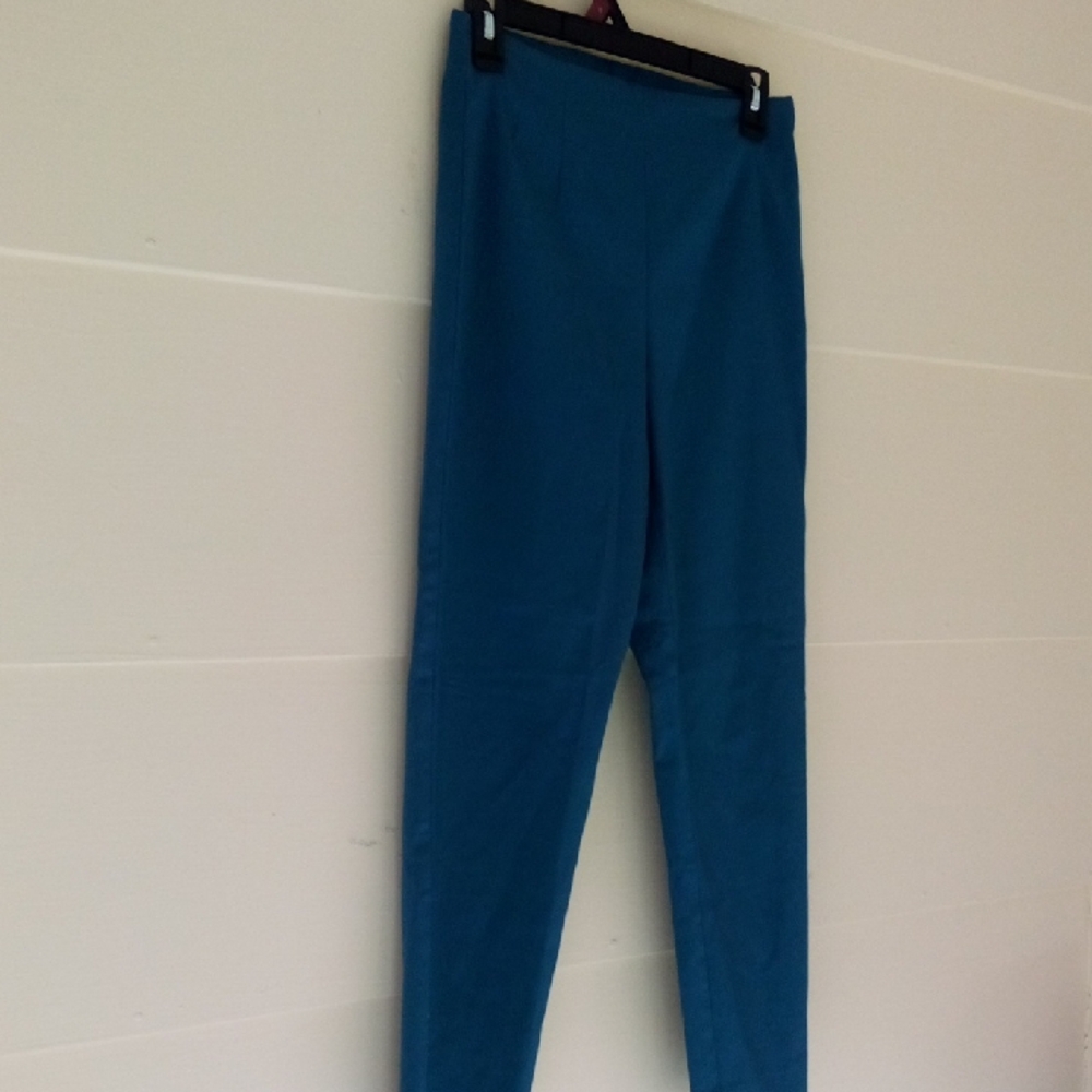 Time and Tru Blue Ankle Pants